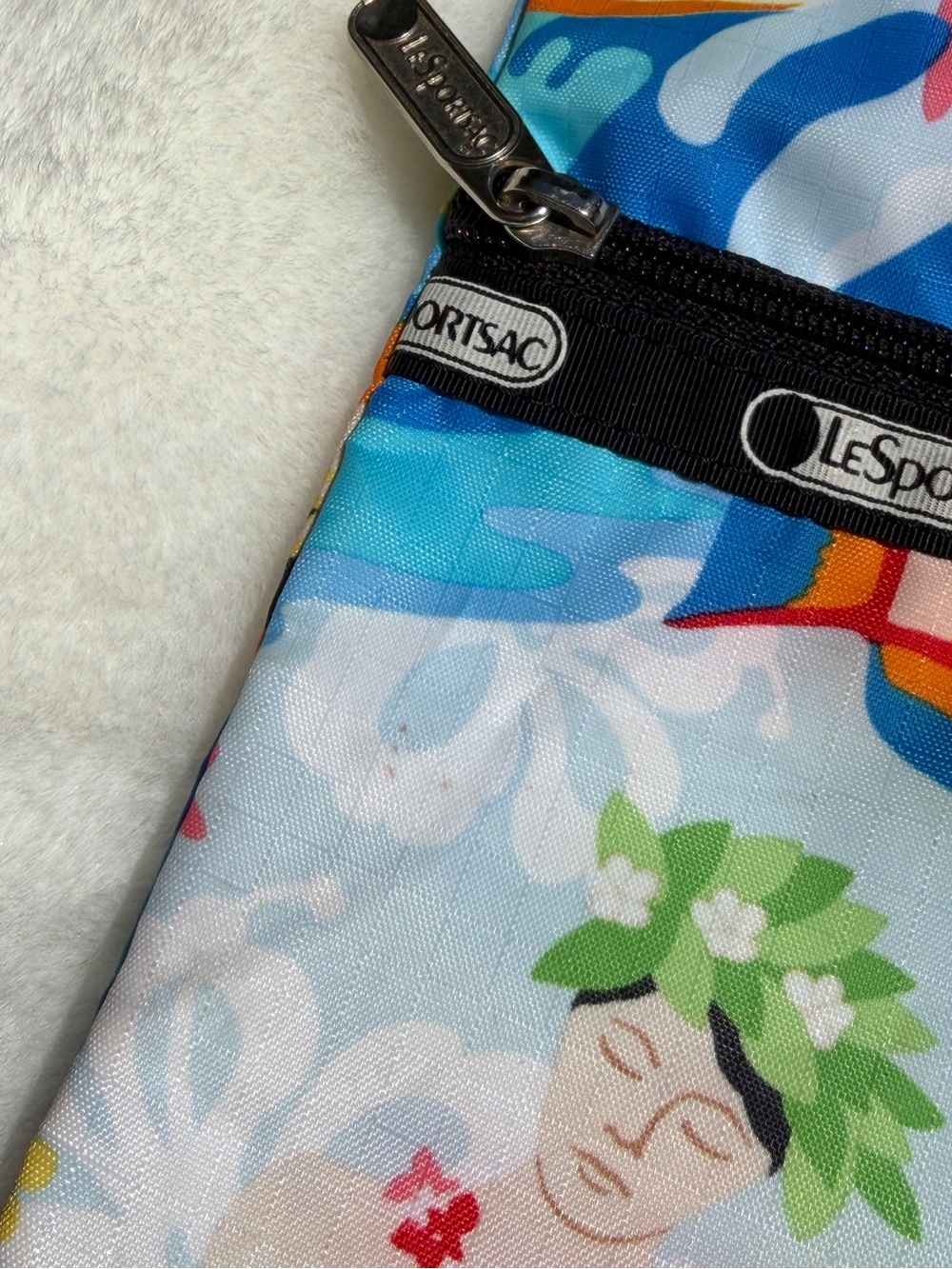 Lesportsac Vintage Hawaii Print Triple-Zip Crossbody - Picture 5 of 5